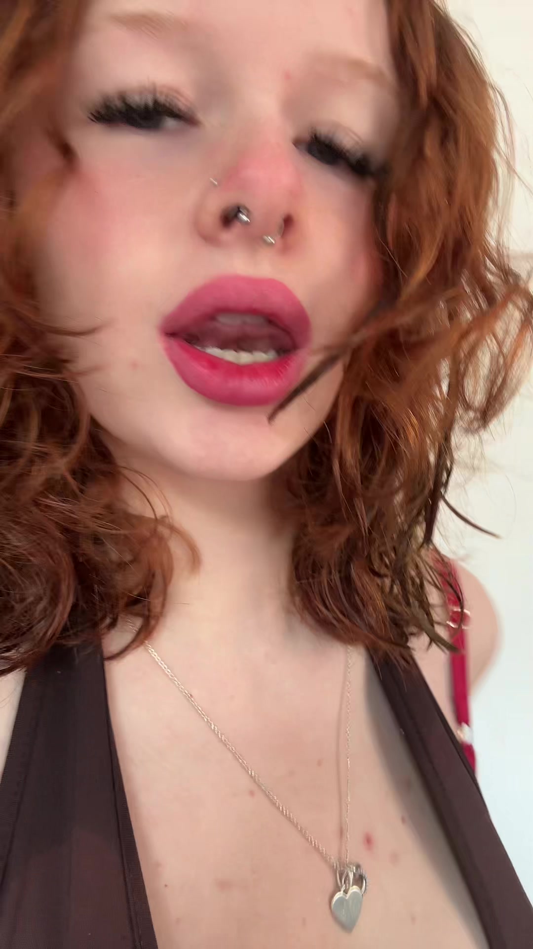 @<333