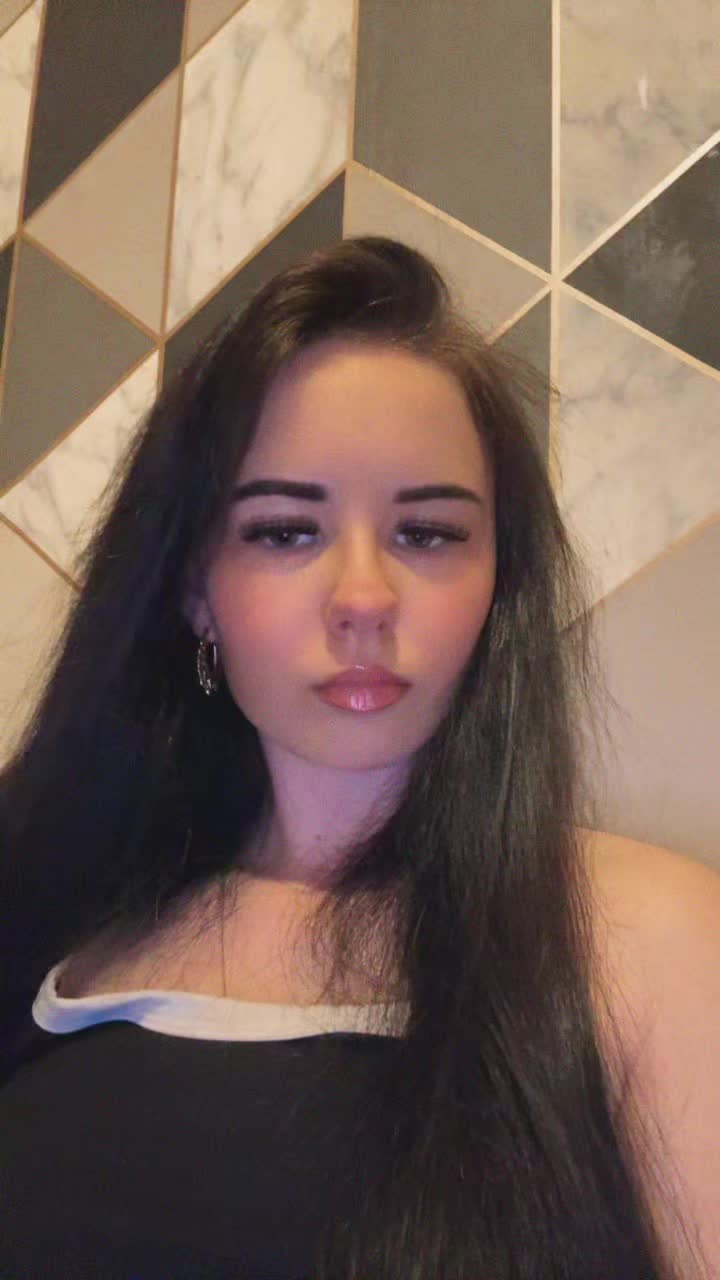 @xpaigelouisex1