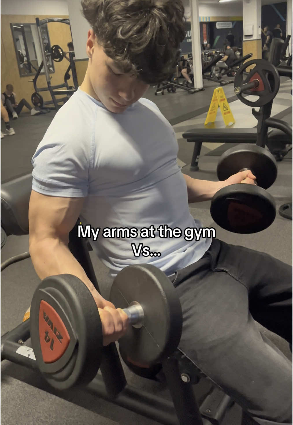 @aron_kovacs_