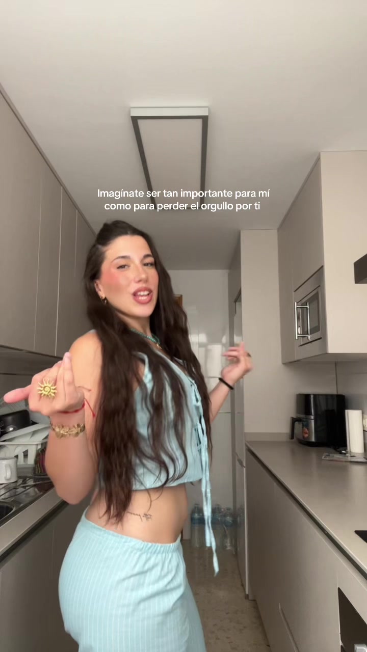 @VickyMartín