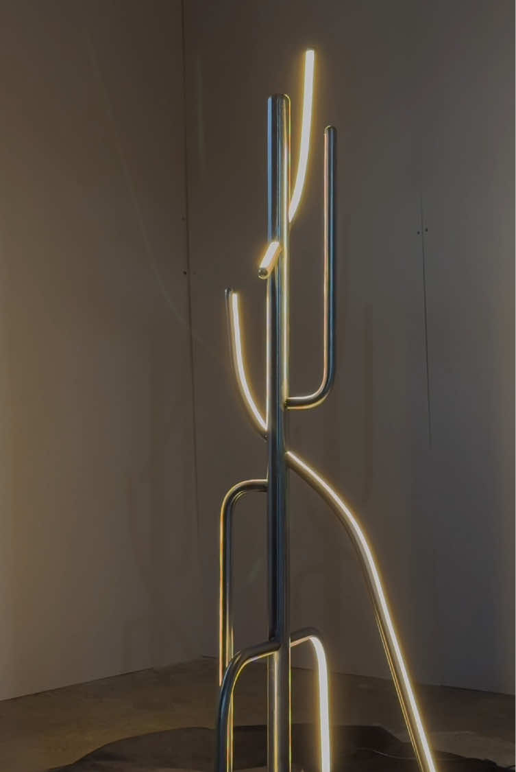 @dezeen