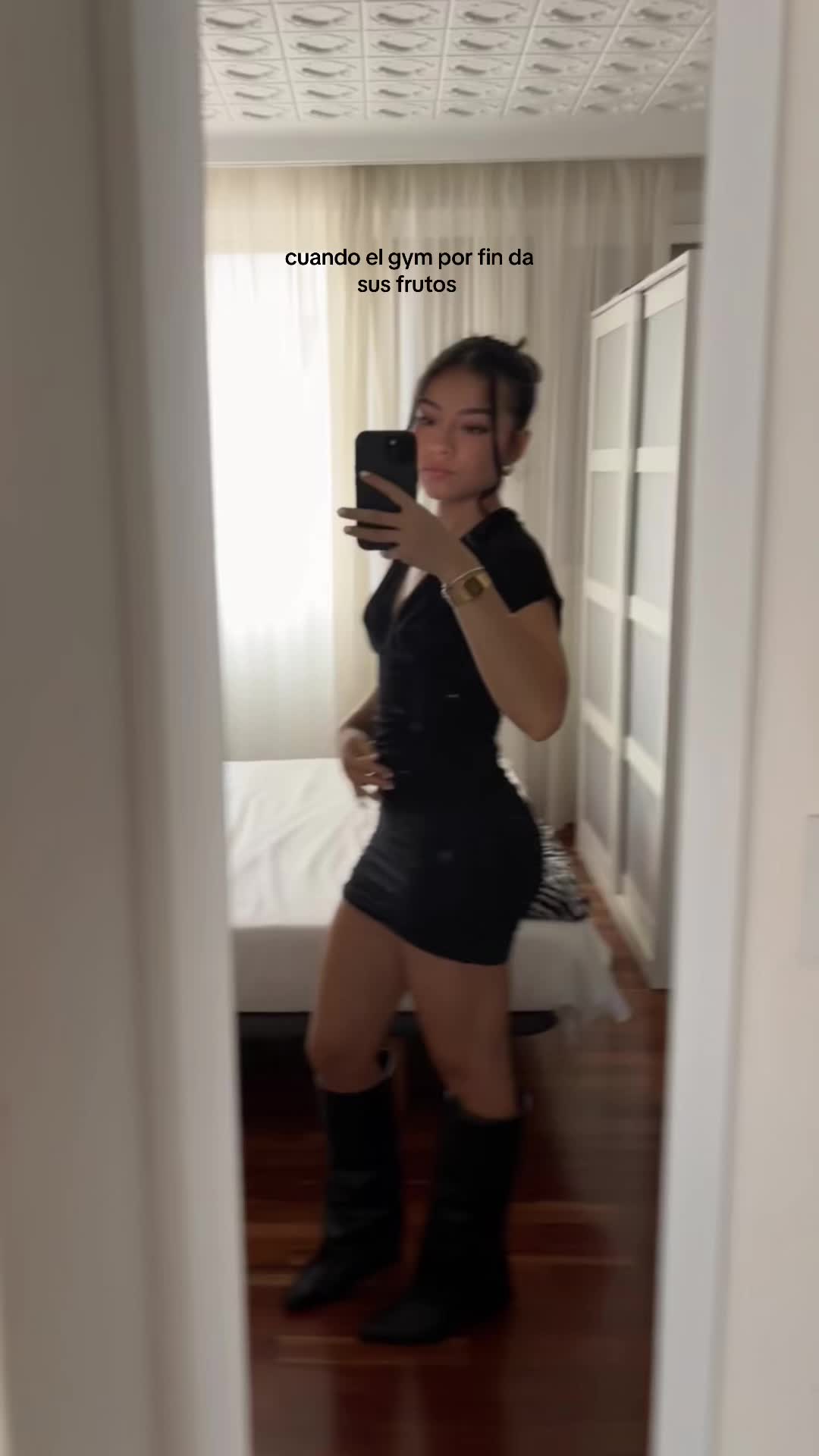 @𝙯𝙖𝙧𝙞𝙨