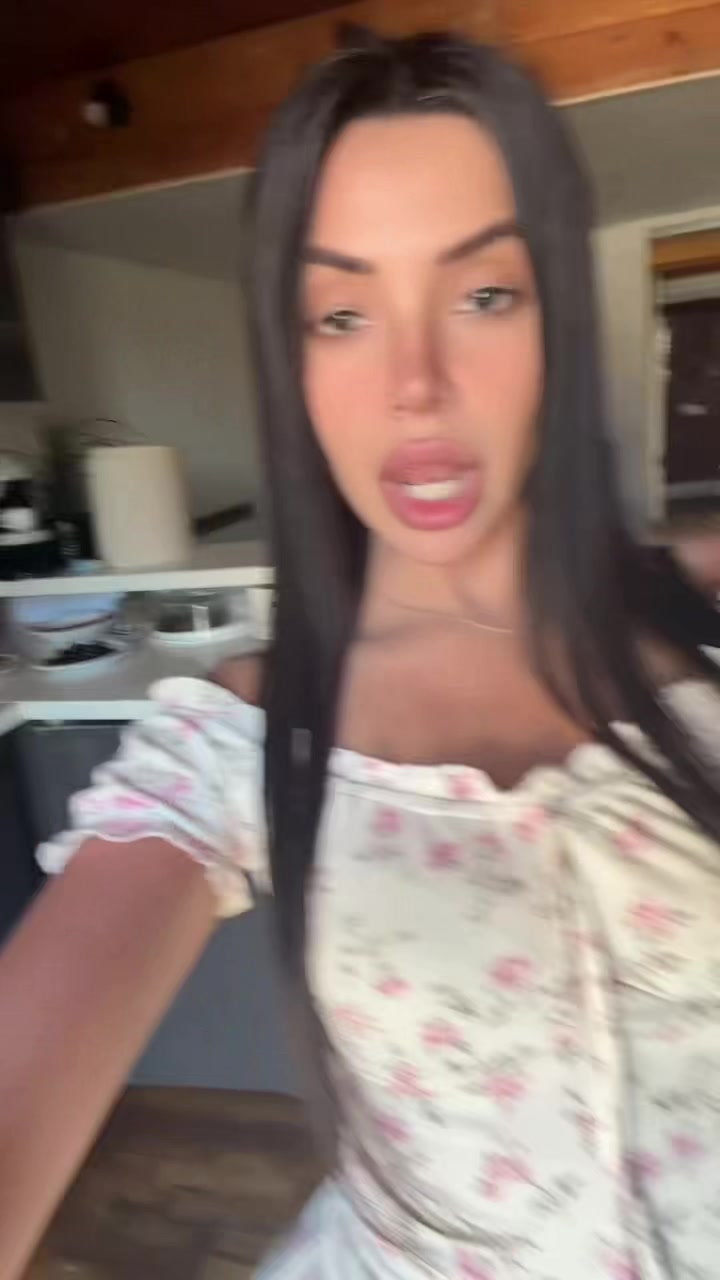 @Nicoleee__