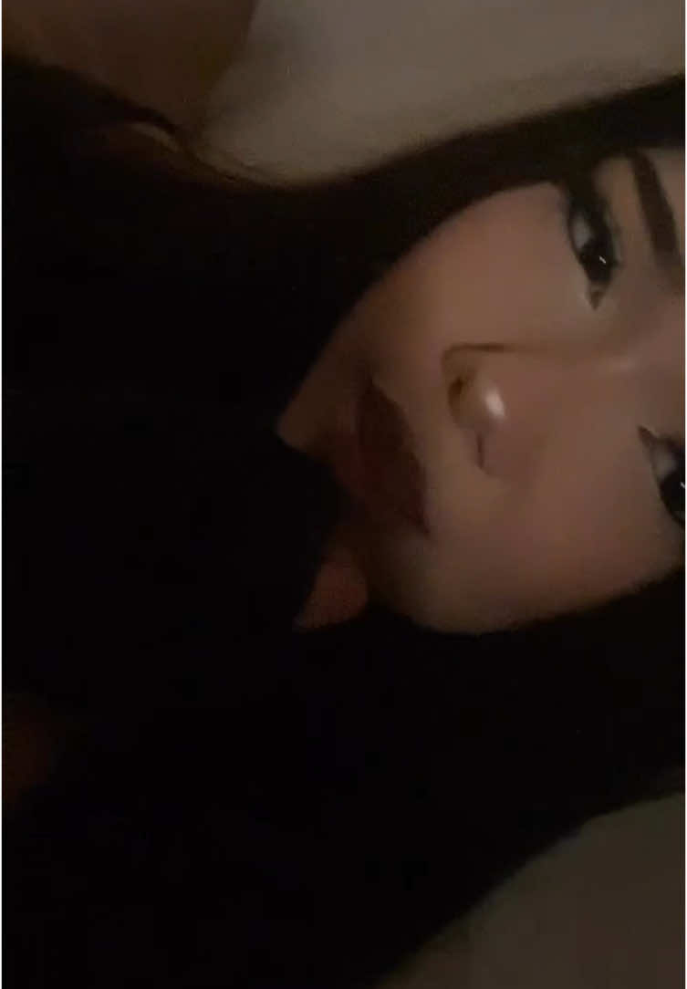 @??