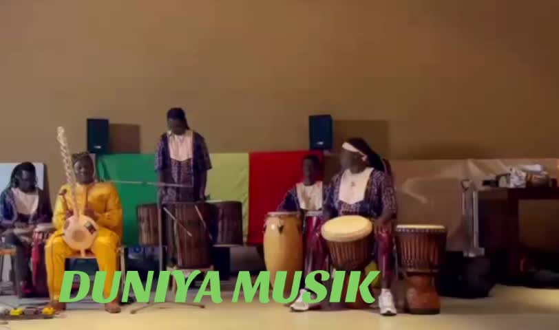 @Mansaké