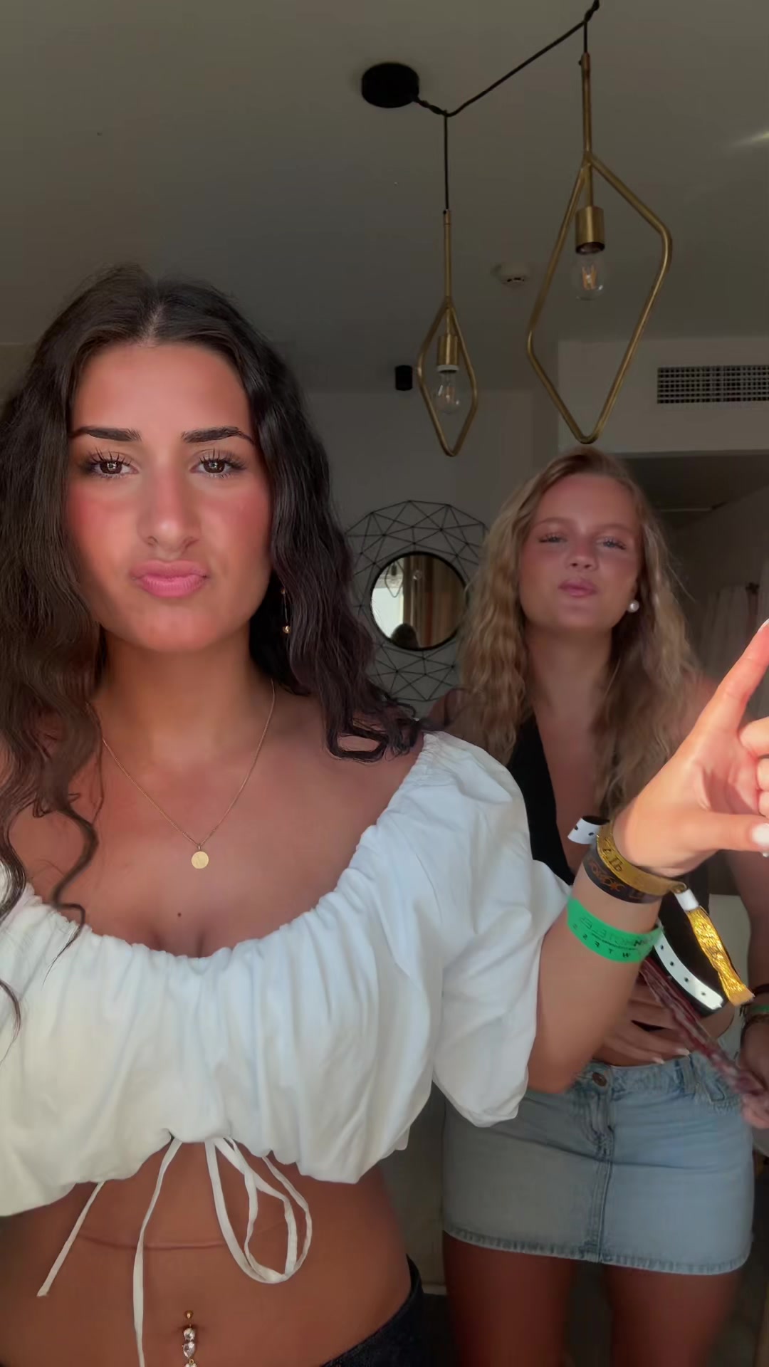 @Madzzzprivate