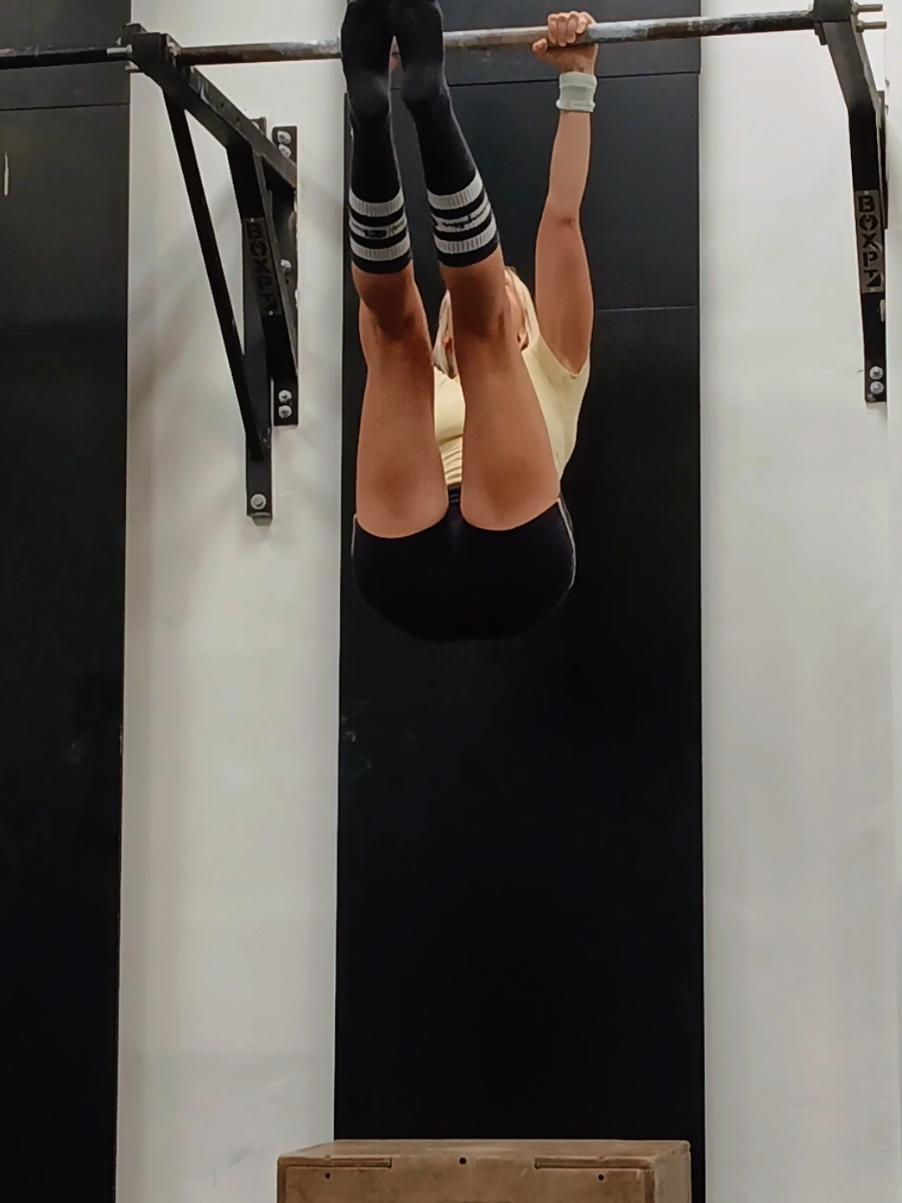 @itsannalado