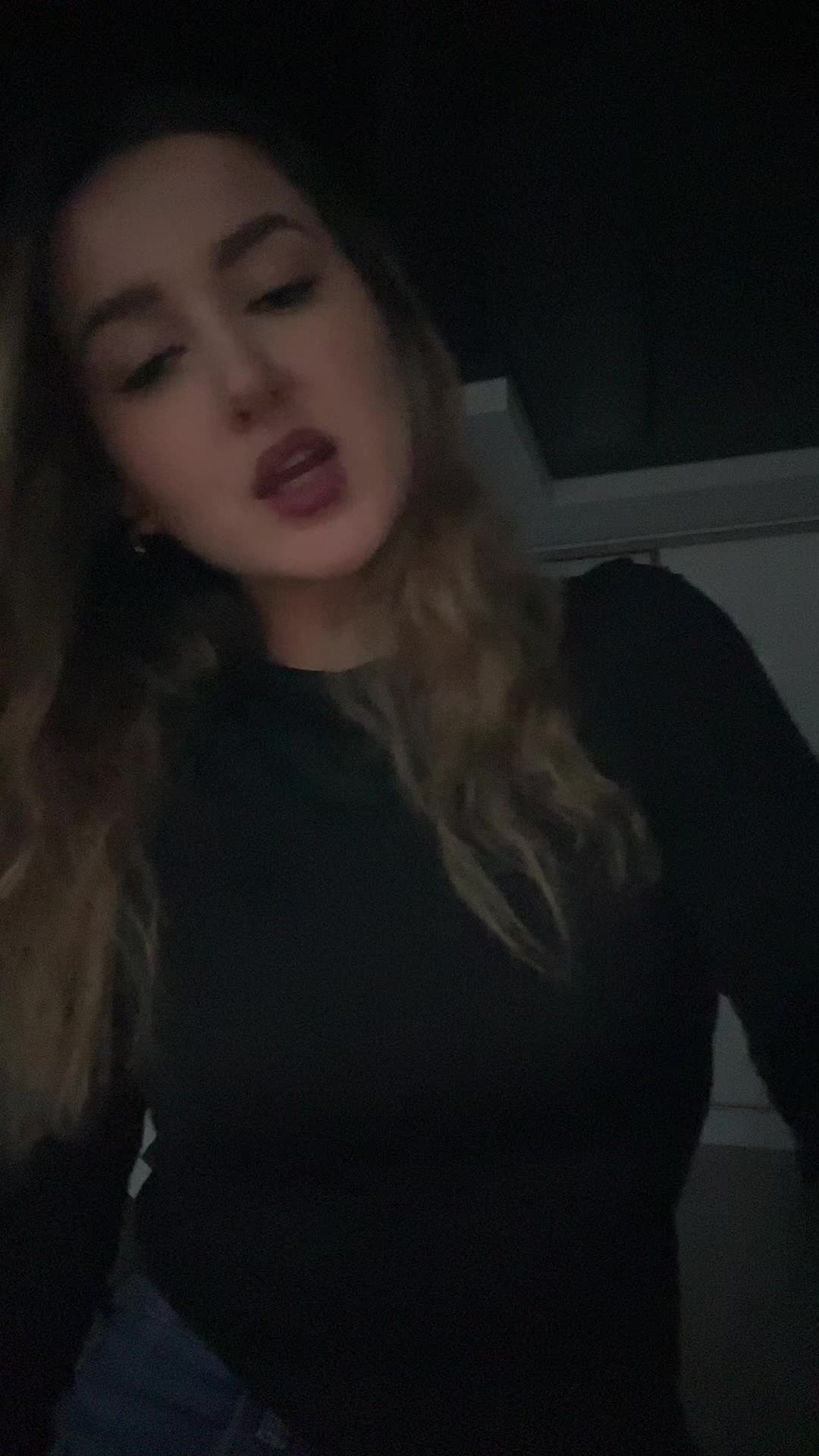 @zuzaa