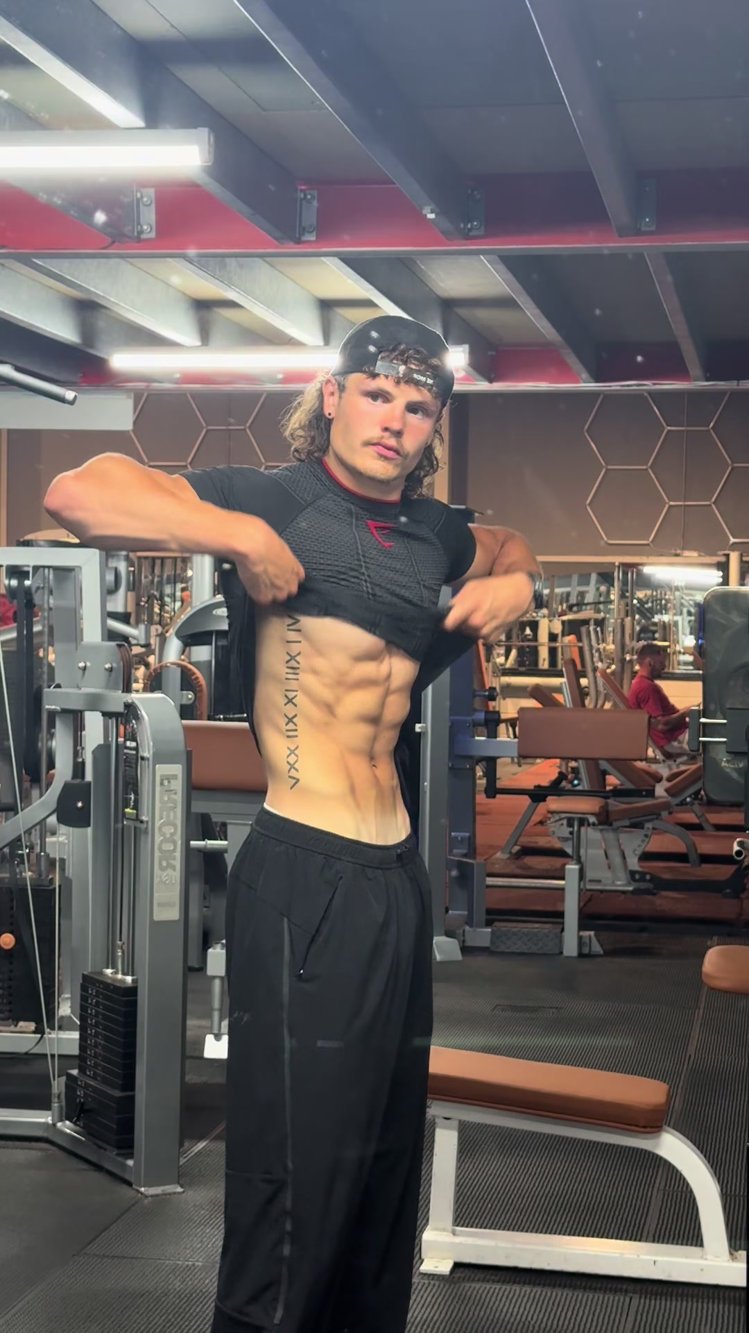 @kyanfitt