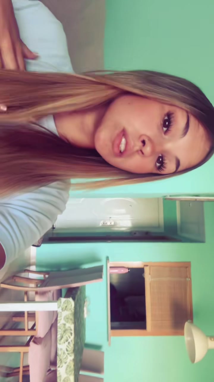 @dani🤑