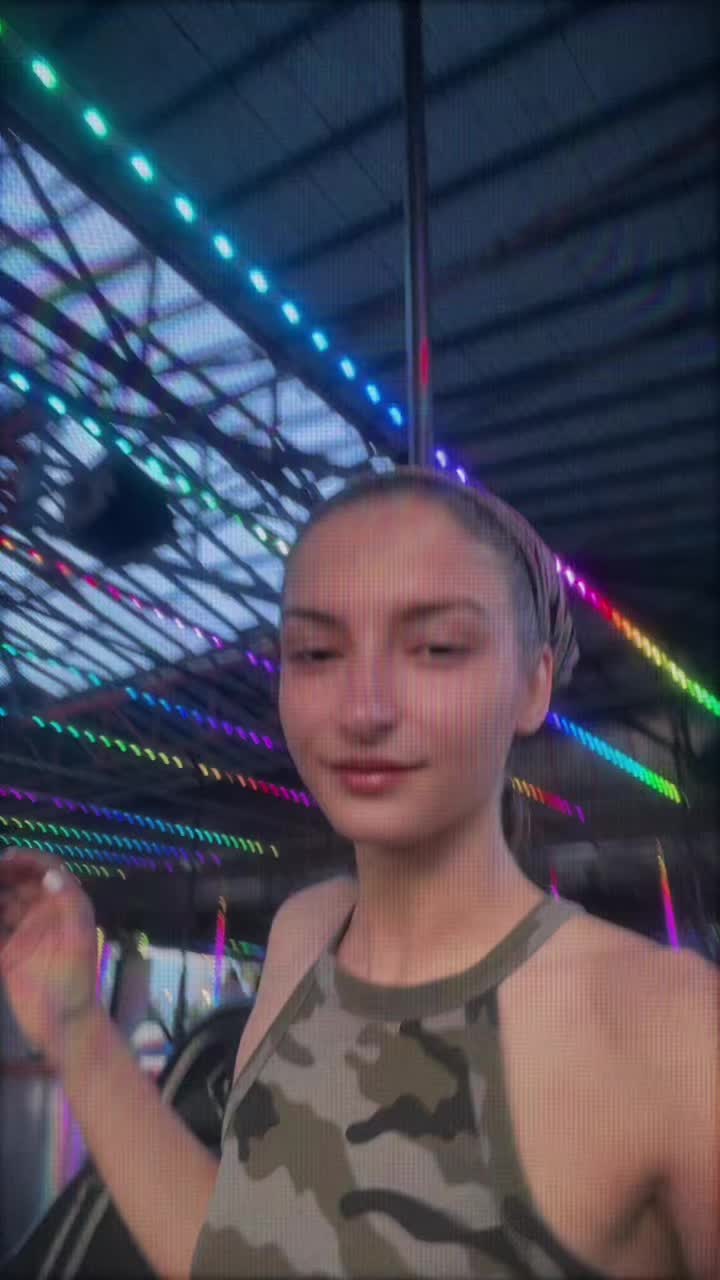 @Sia
