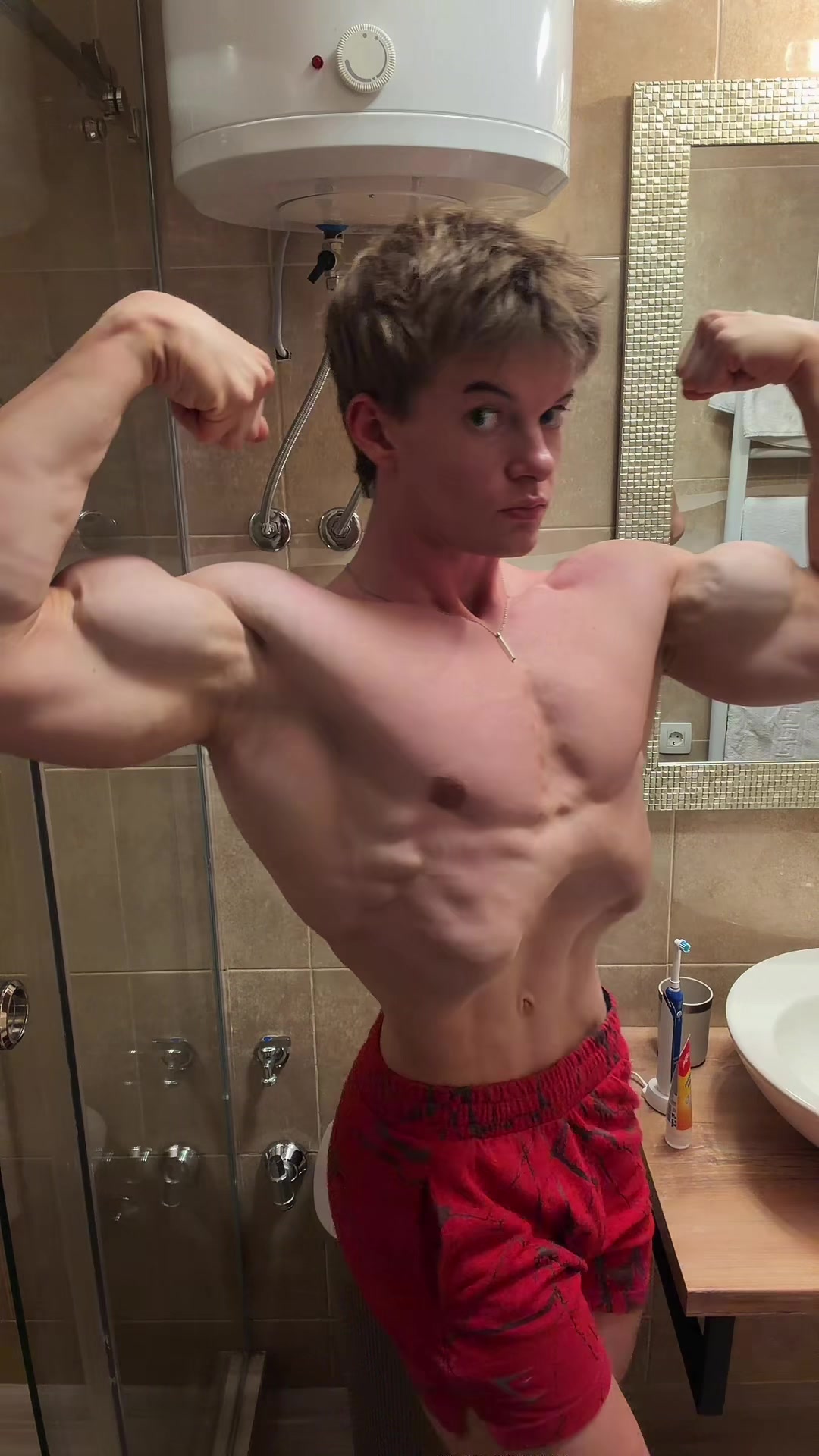 @Thefitnessnerd