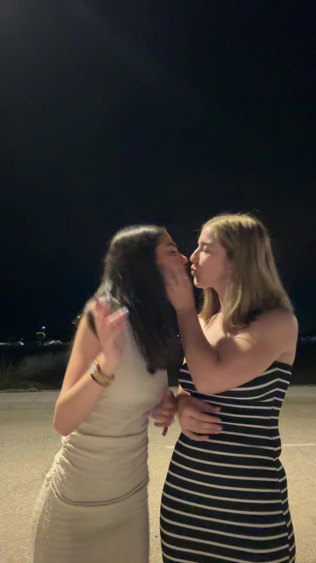 @Laura✨🎀