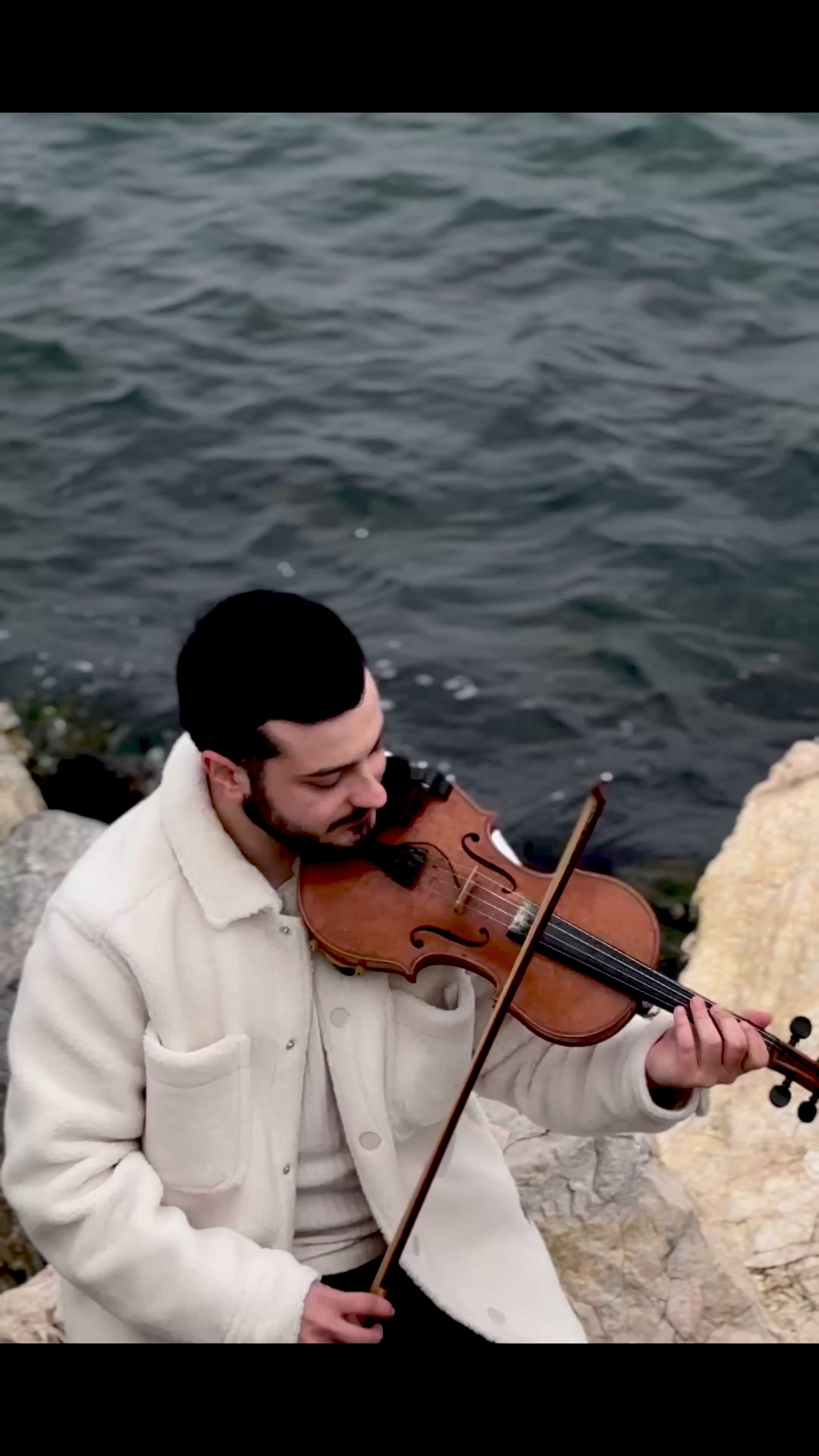 @DimitrisViolin