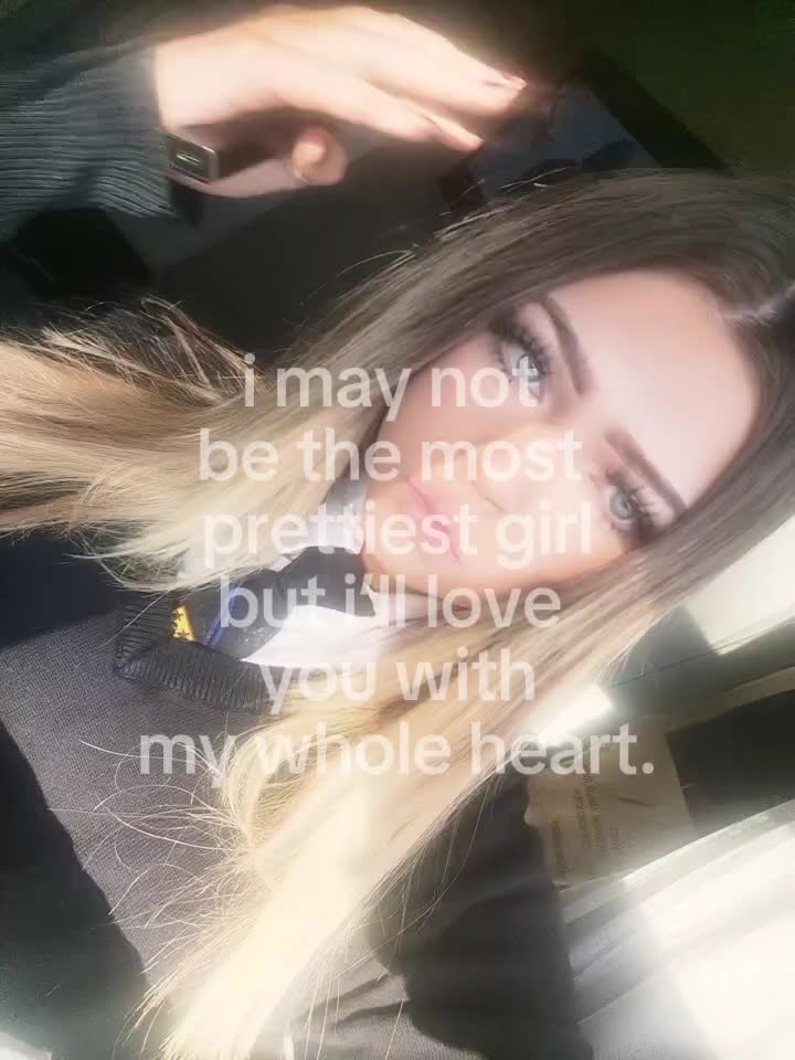 @🪽👱&zwj;♀️