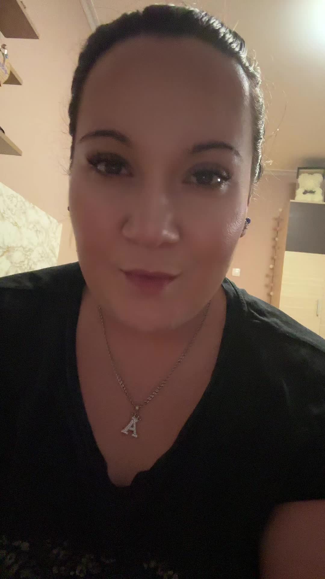 @Anii_🤗❤️