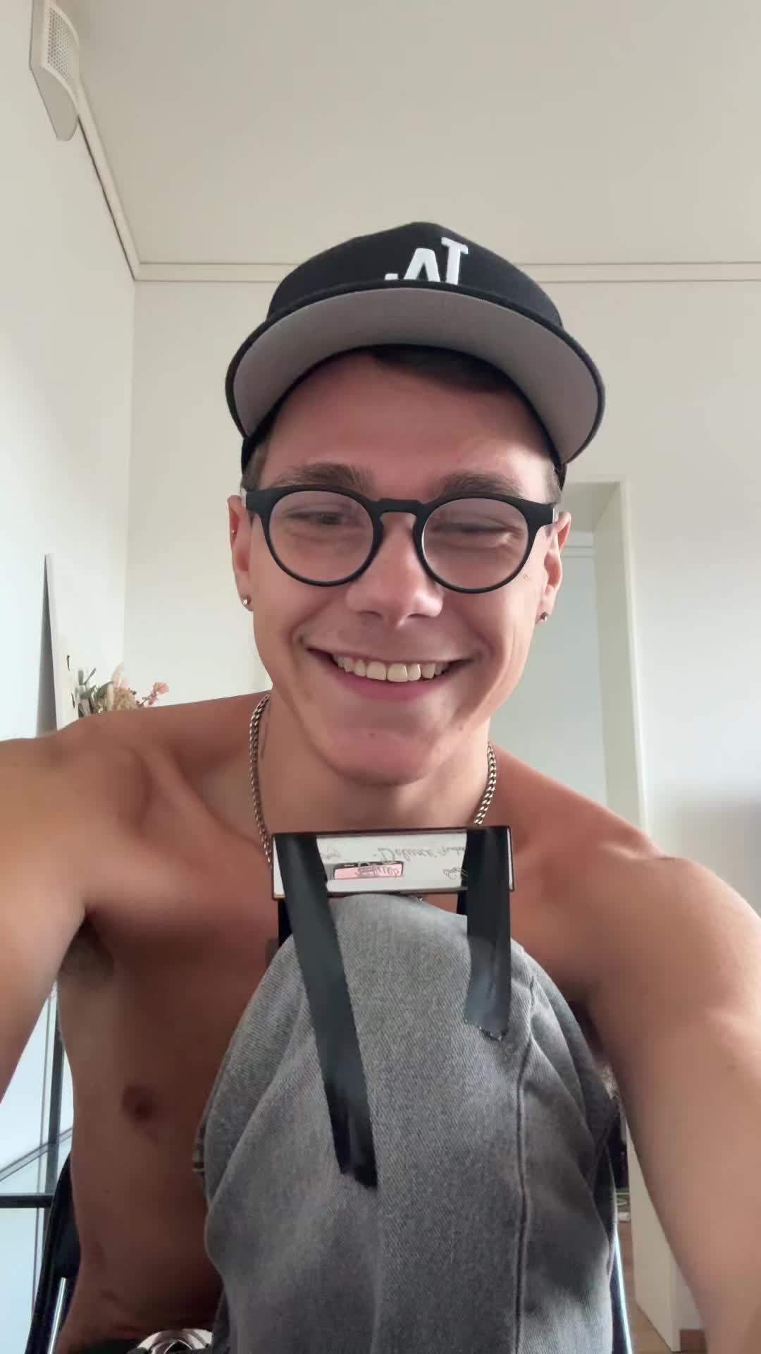 @Knuten