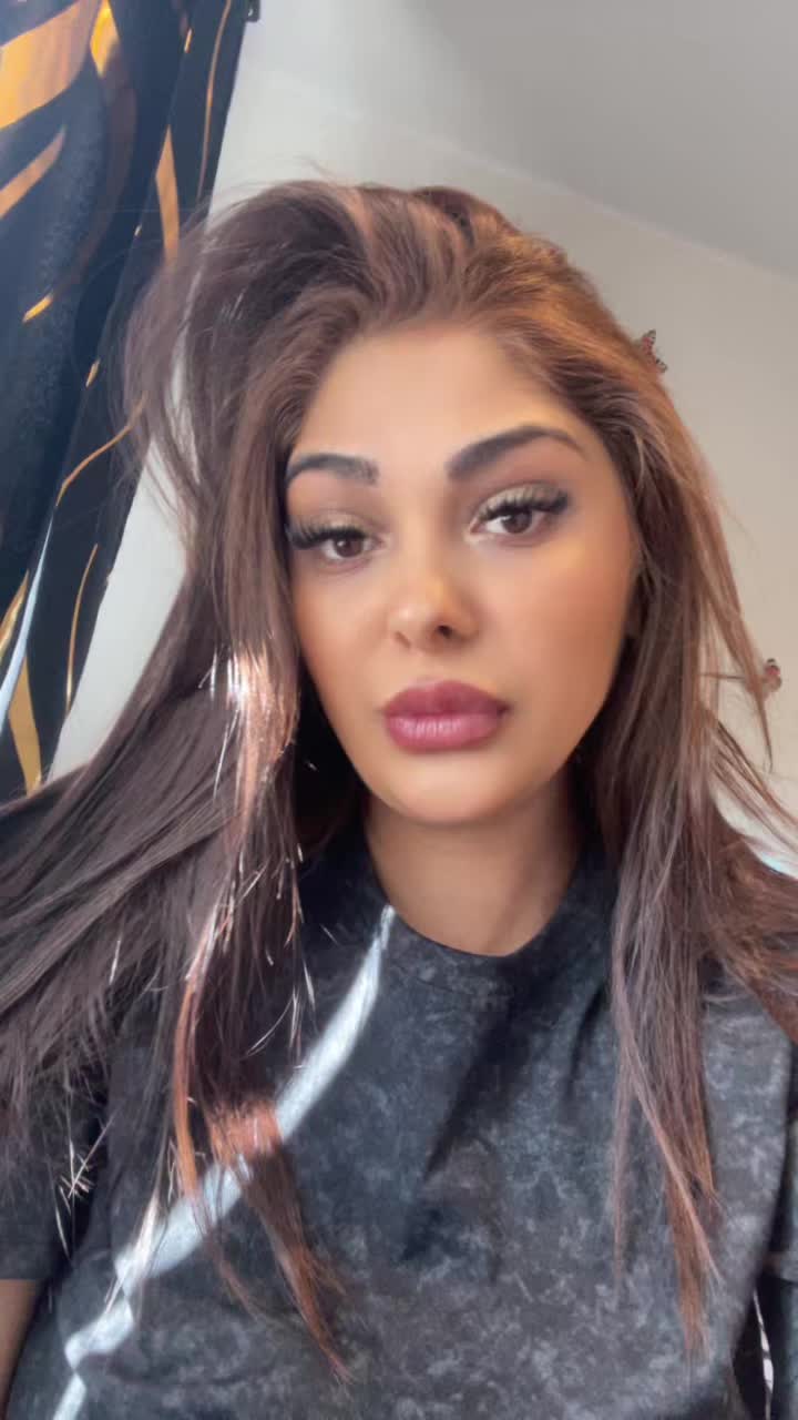 @Lavyy
