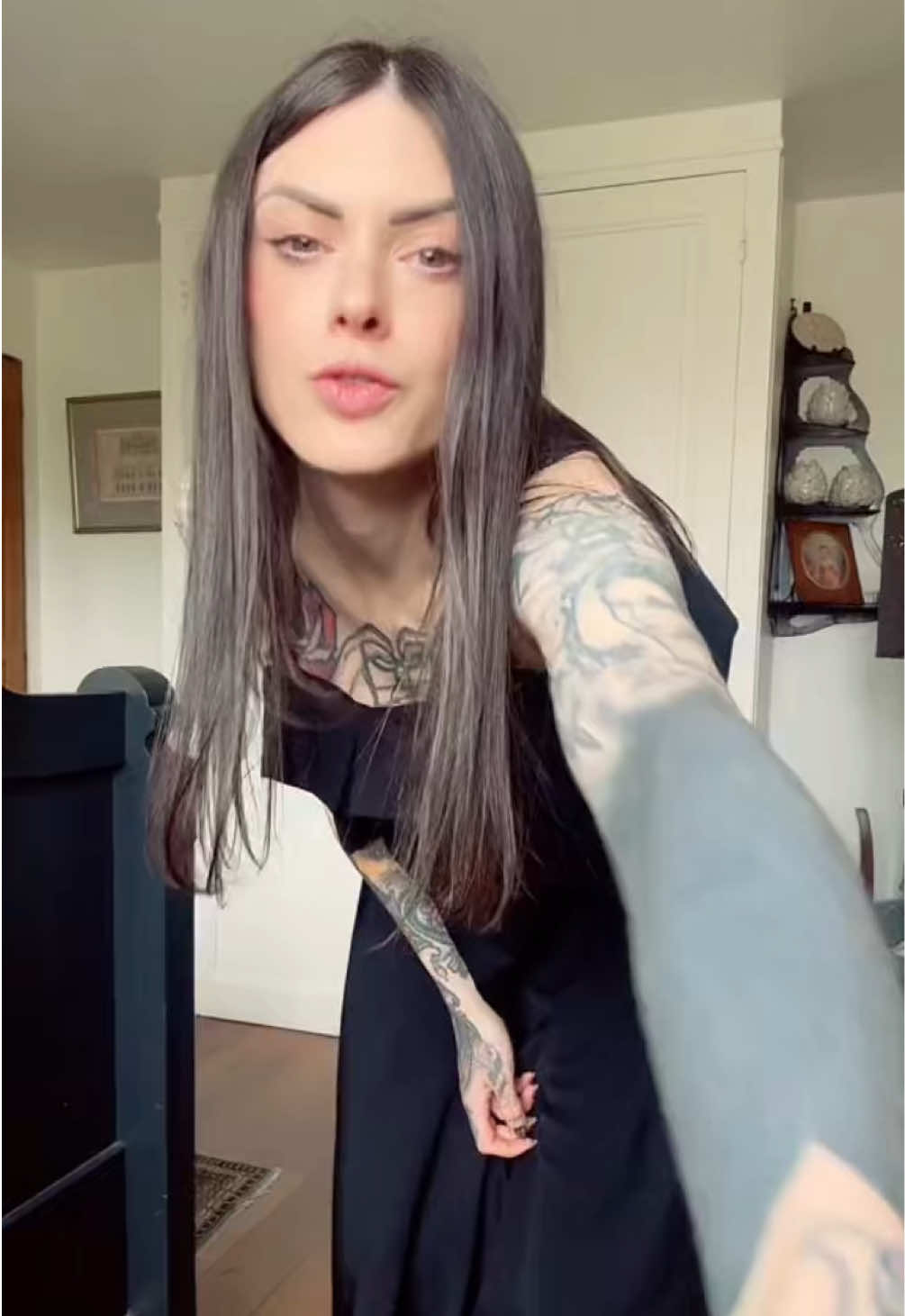 @re.void