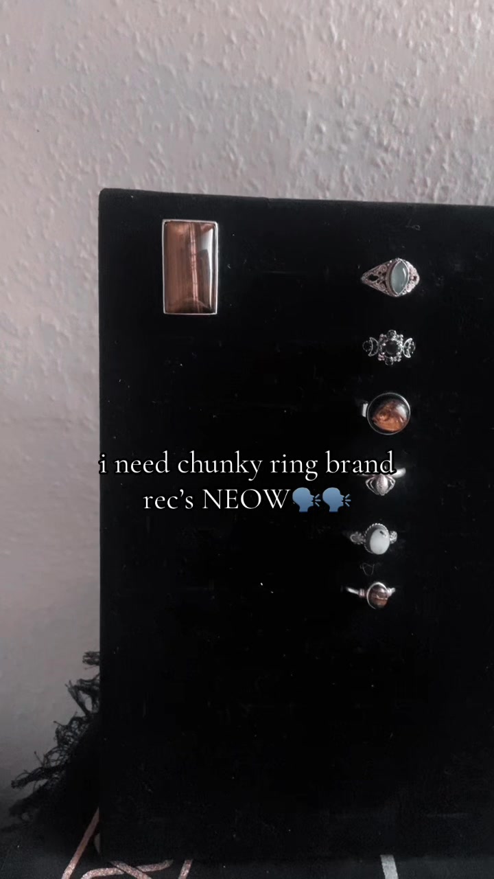 @Maddie‧₊˚𓅓‧₊˚
