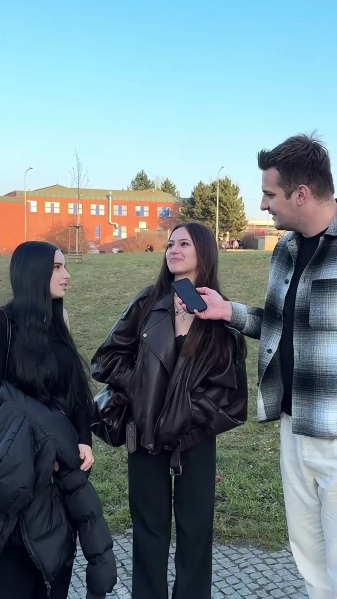 @Nev&iacute;danejKořen