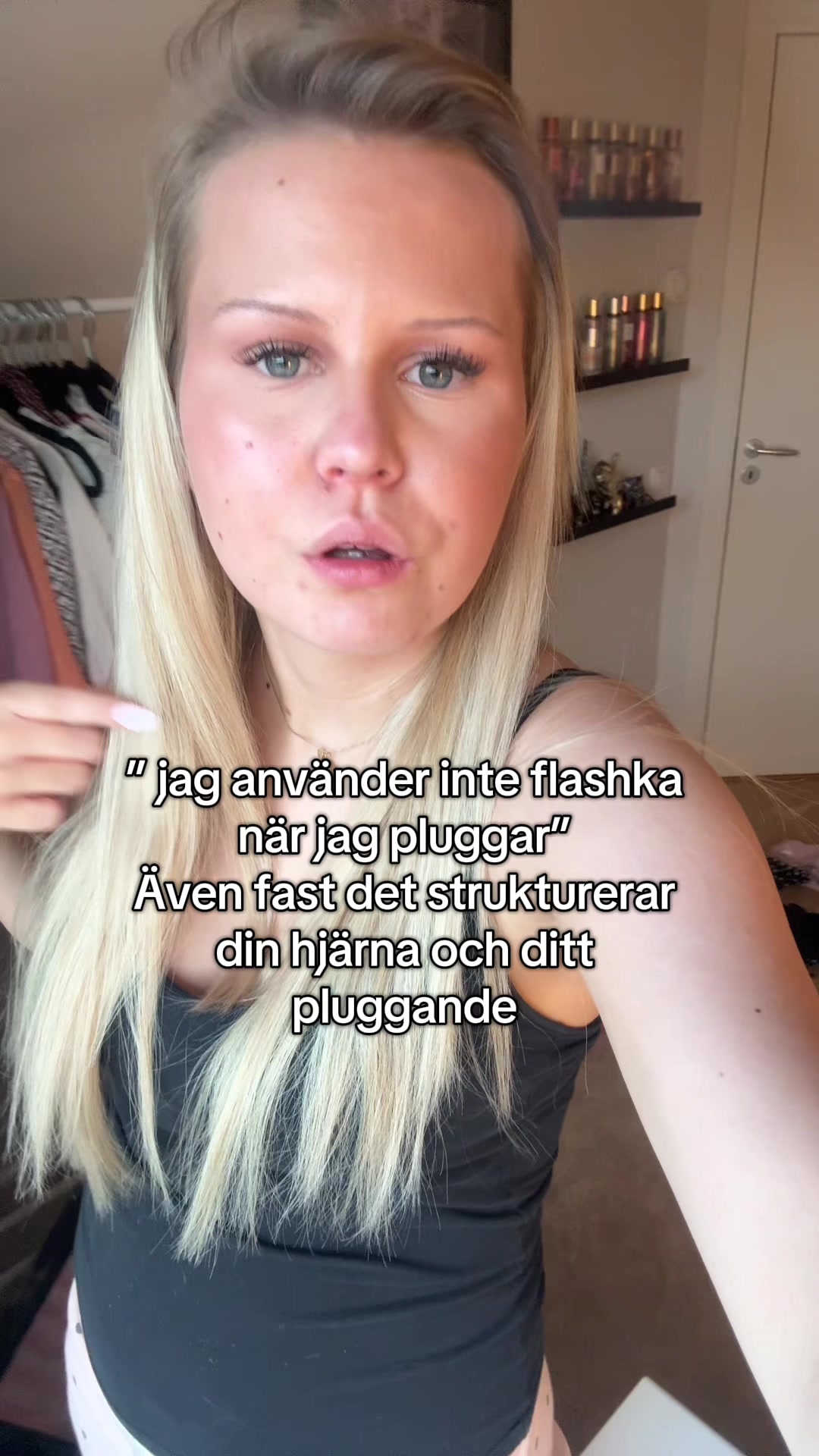 @hollyeklund1