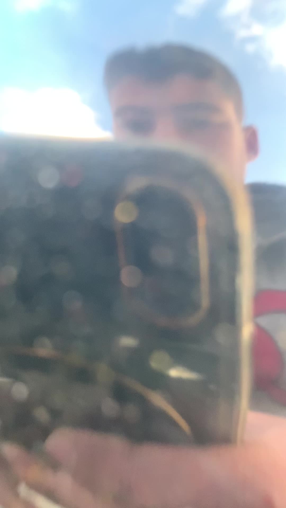 @tzwrtzis