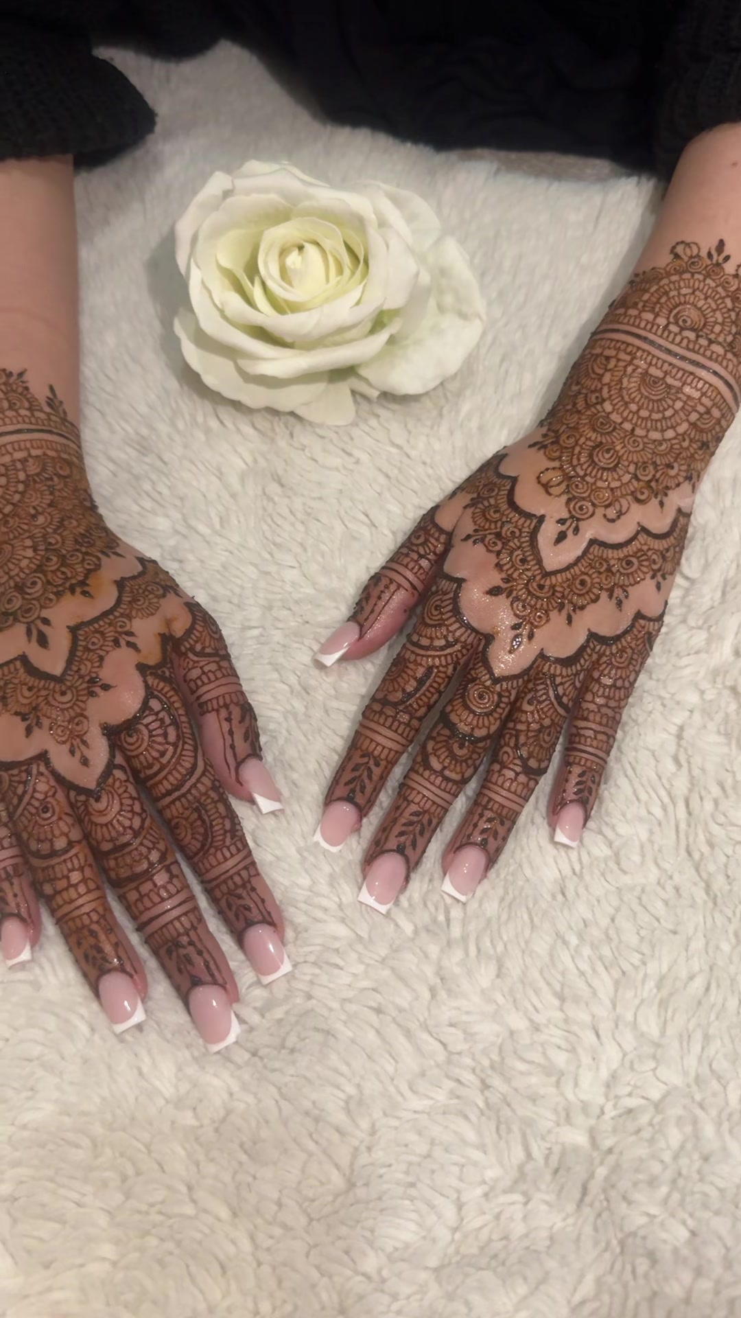 @Henna_byArianaᥫ᭡