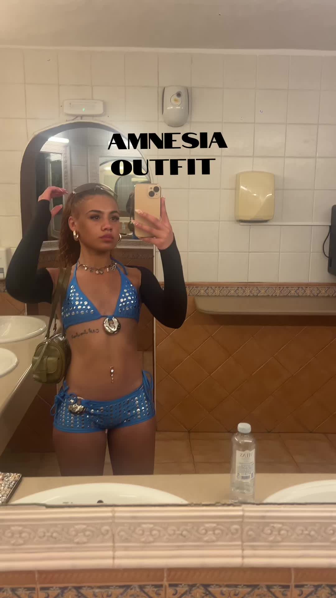 @kyrahworeit