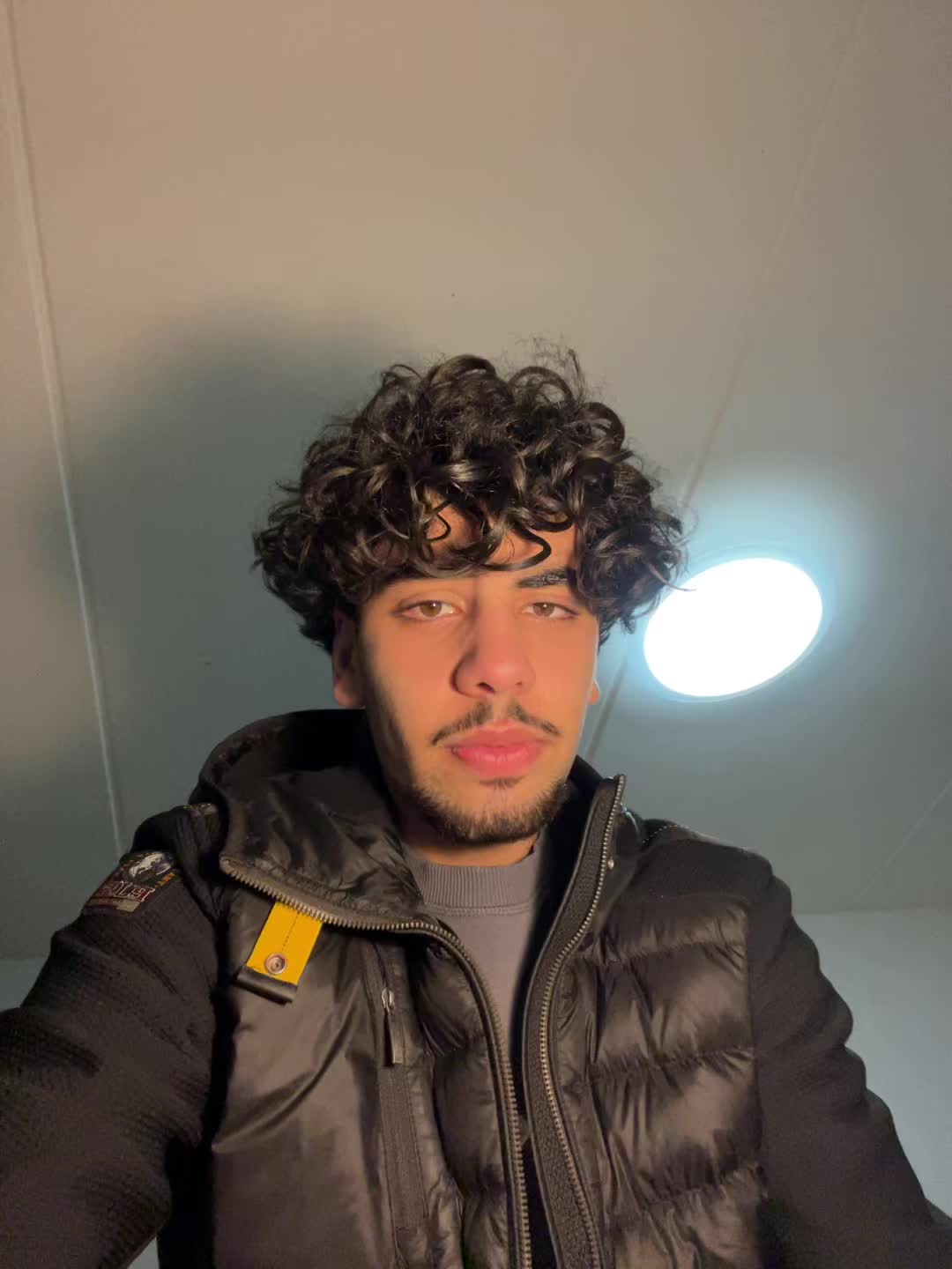 @𝒜𝒵💸