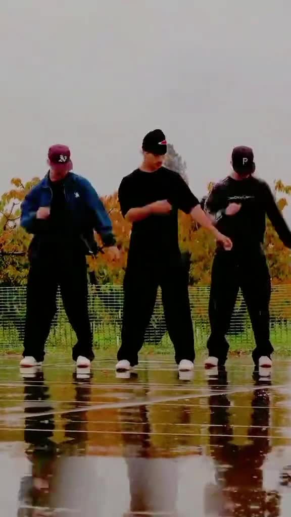 @Uk Dance Vibes