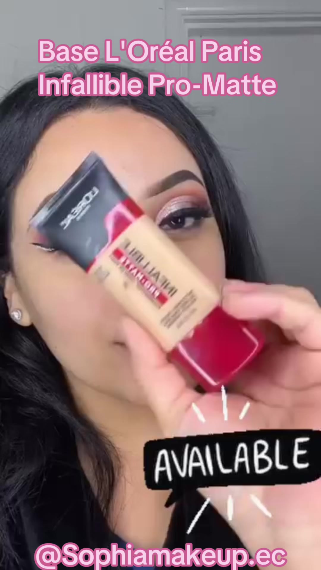 @SOPHIAMAKEUP
