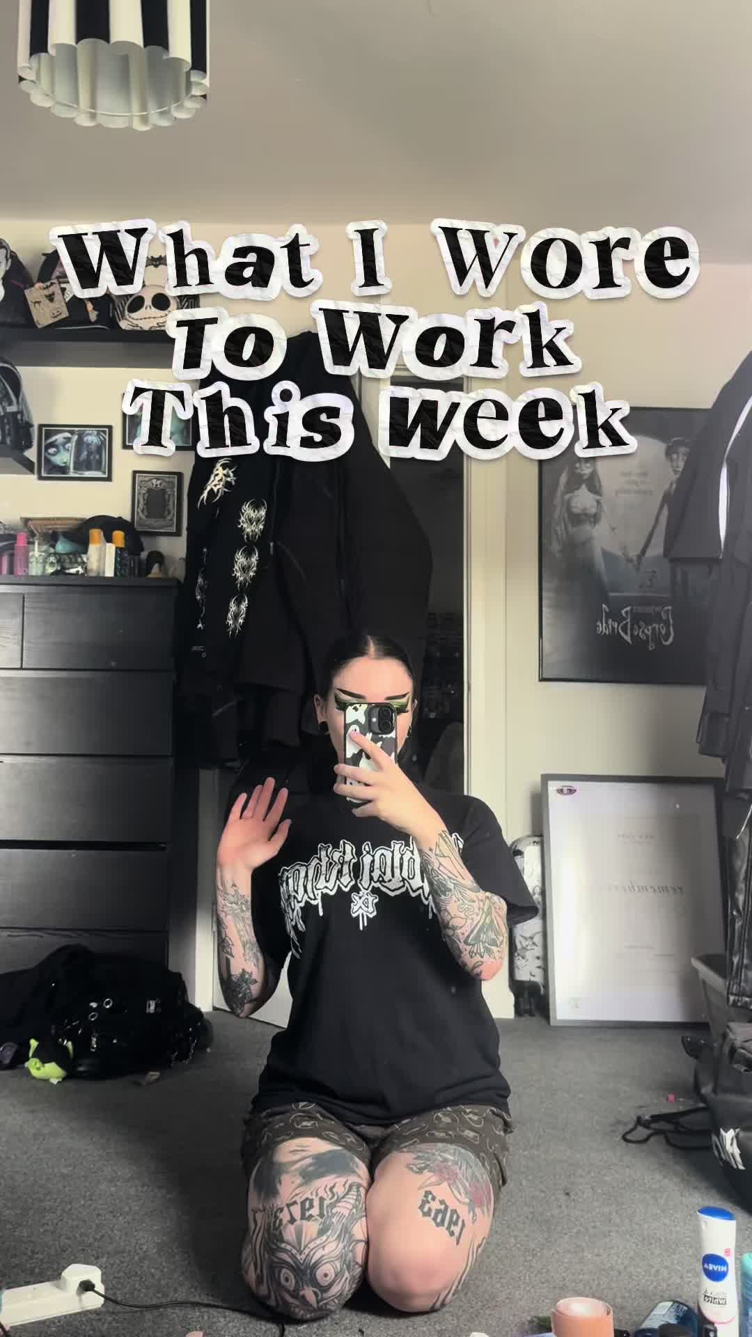 @Amber 🖤