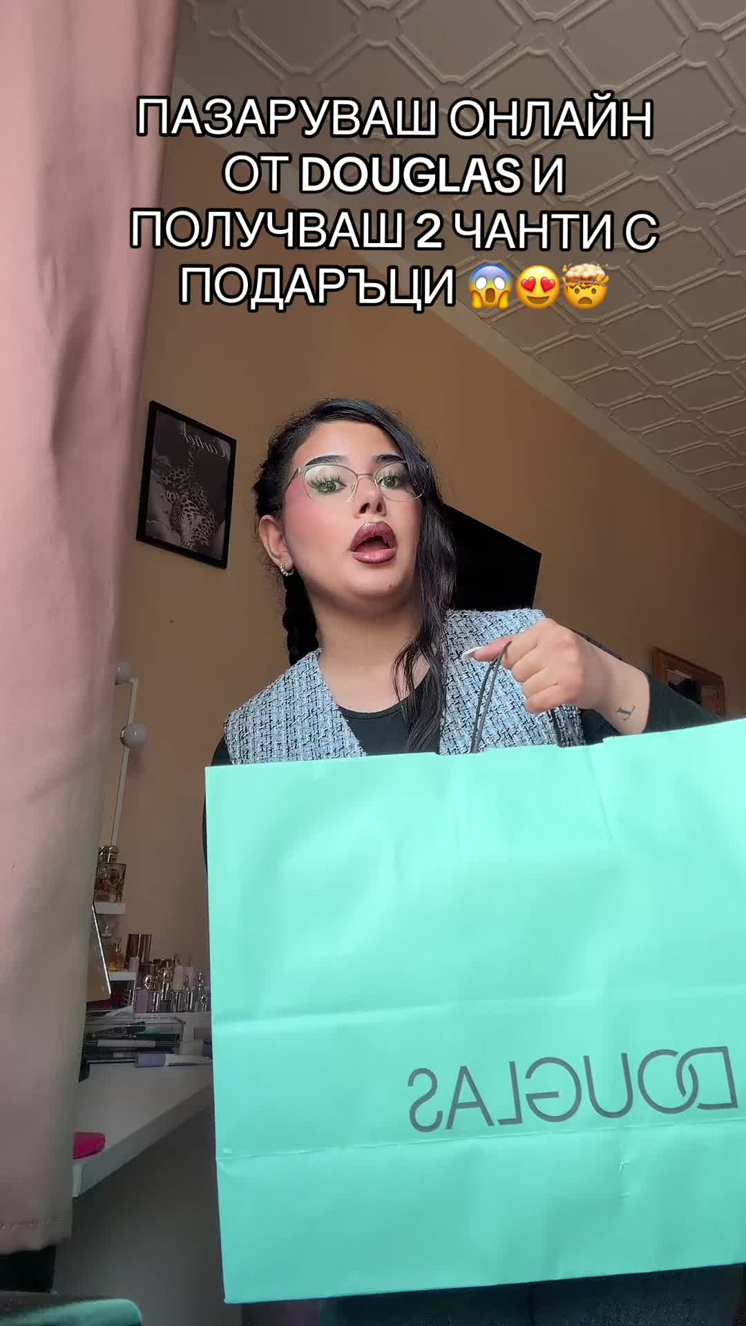 @VERA KAMENOVA
