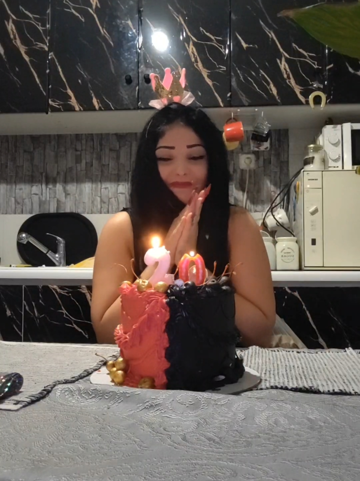 @Niki Tr