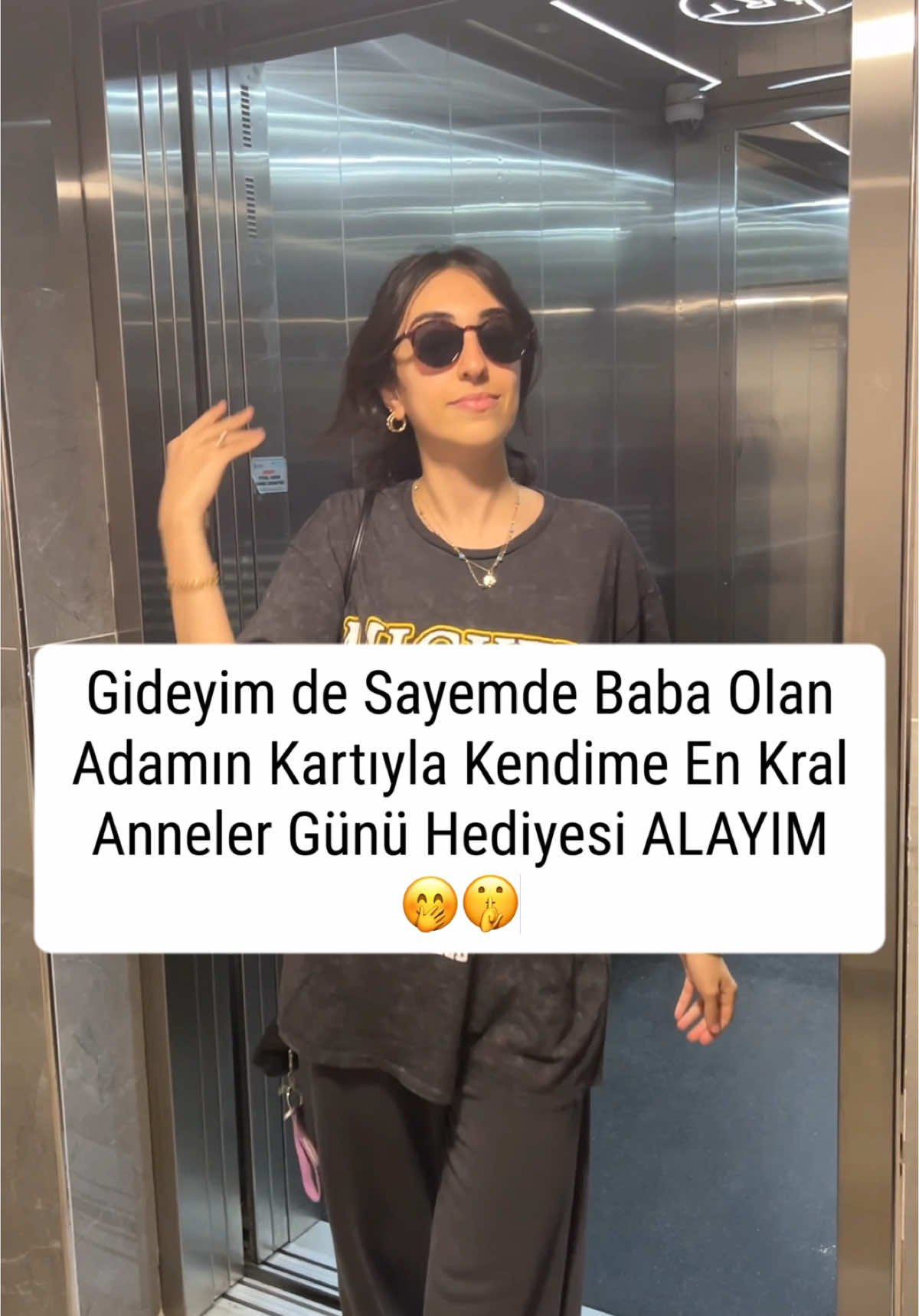 @Larenin Ailesi
