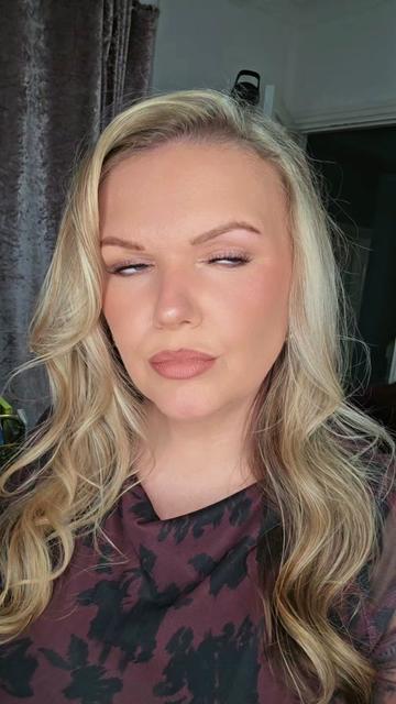 @Helzbeauty