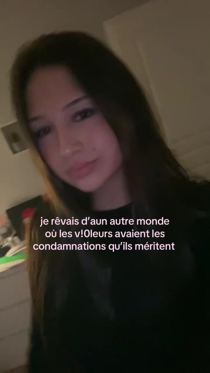 @~