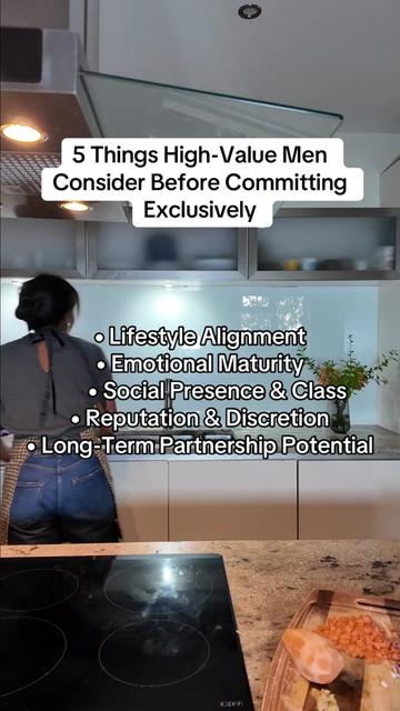@Elite Dating Coach Monica