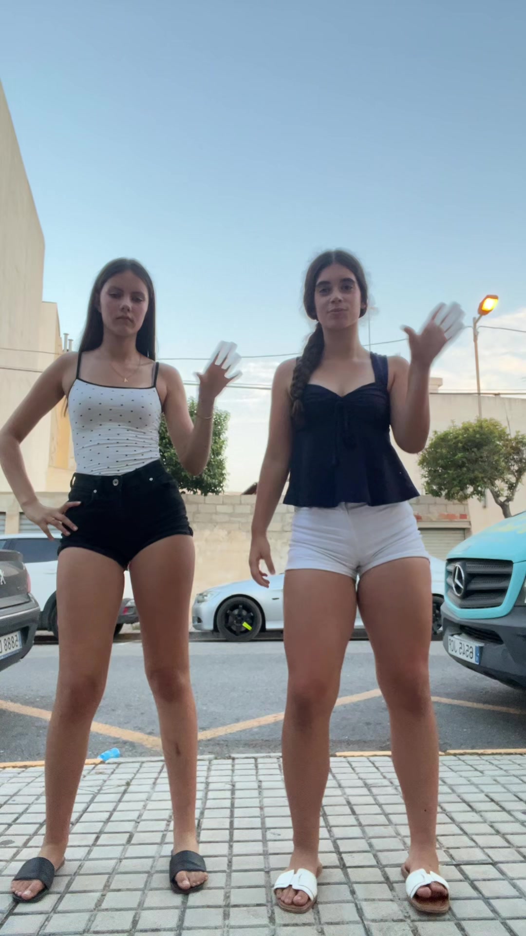 @It&rsquo;s_a_secrett