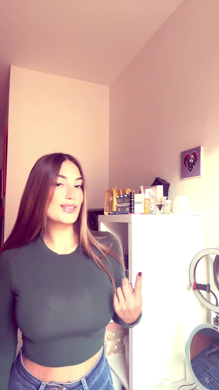 @franci