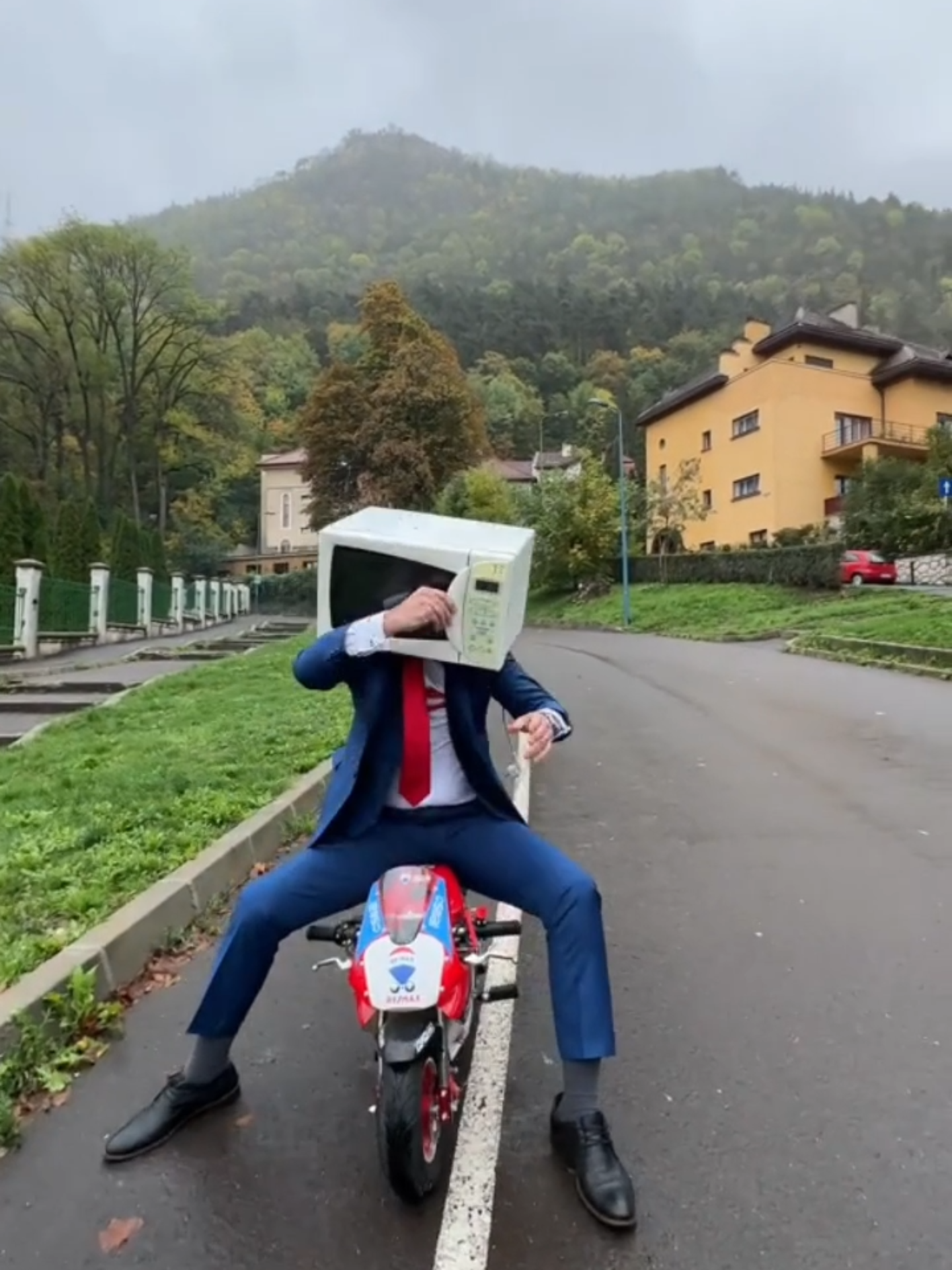 @Romania Fast-Forward