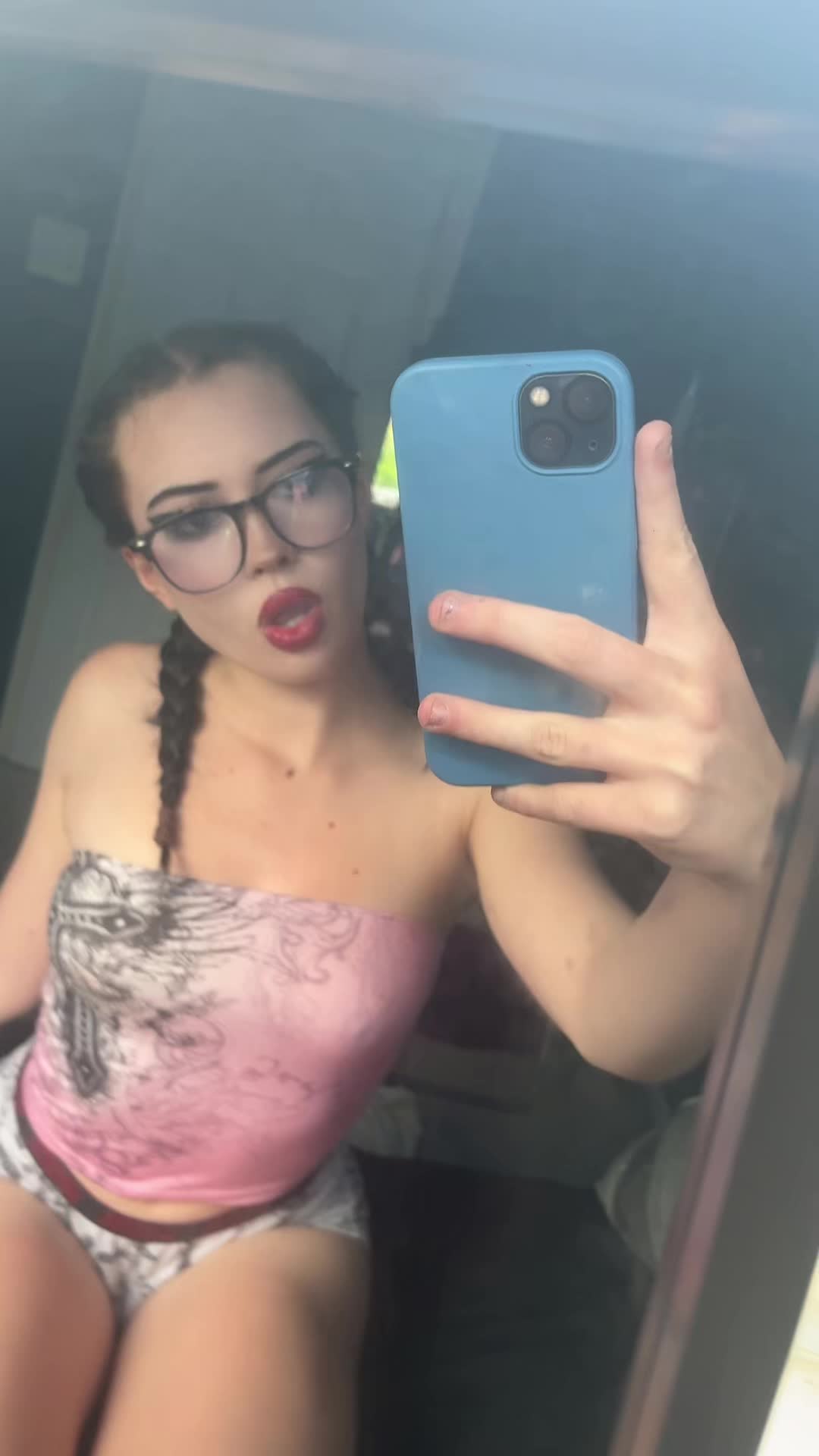 @Lowena