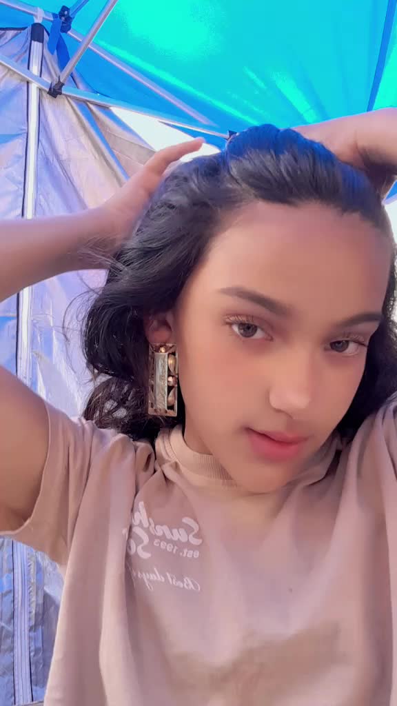 @Adela❤️💛Lowe🥰💜🧡🩵Stefan