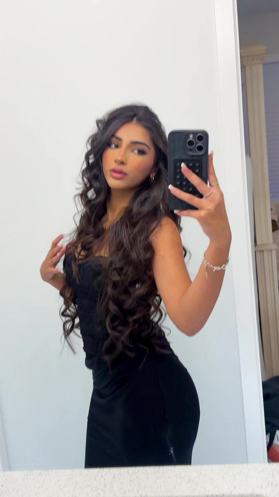 @yasmin