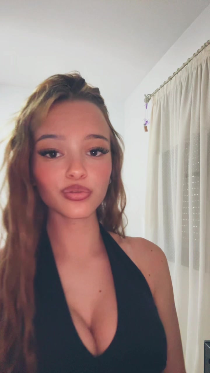 @𝒞ℯ𝓁𝒾𝒶