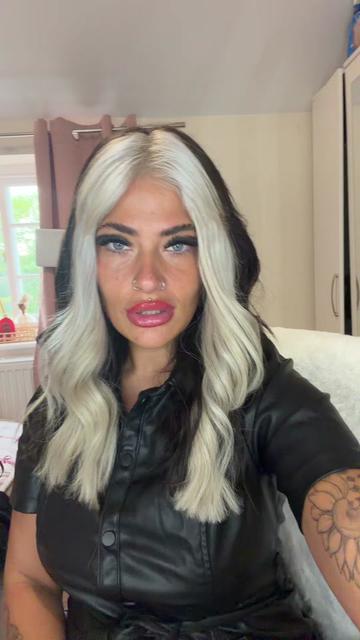 @Shannonpaige🍒🧿