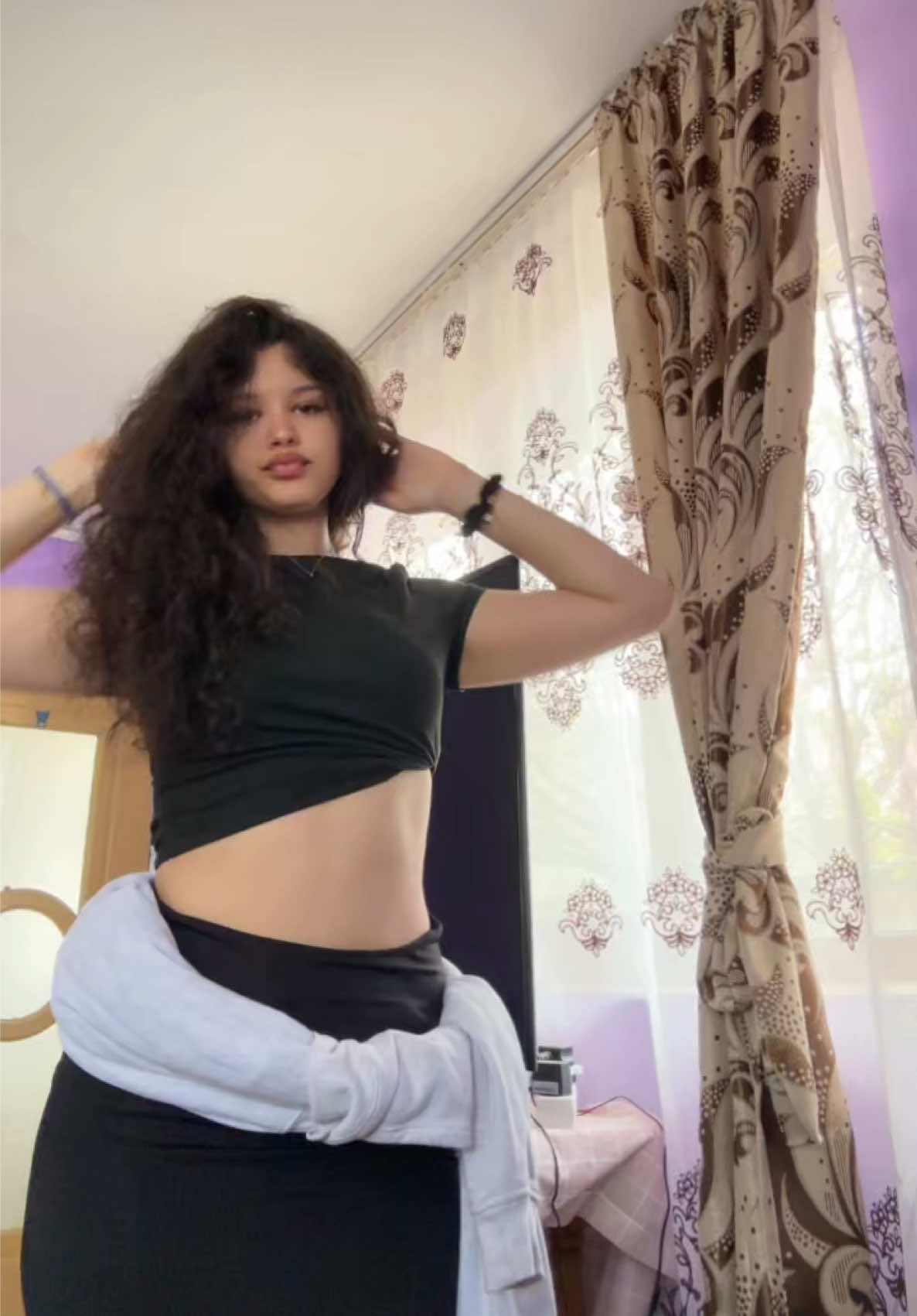 @Creațaa🎀