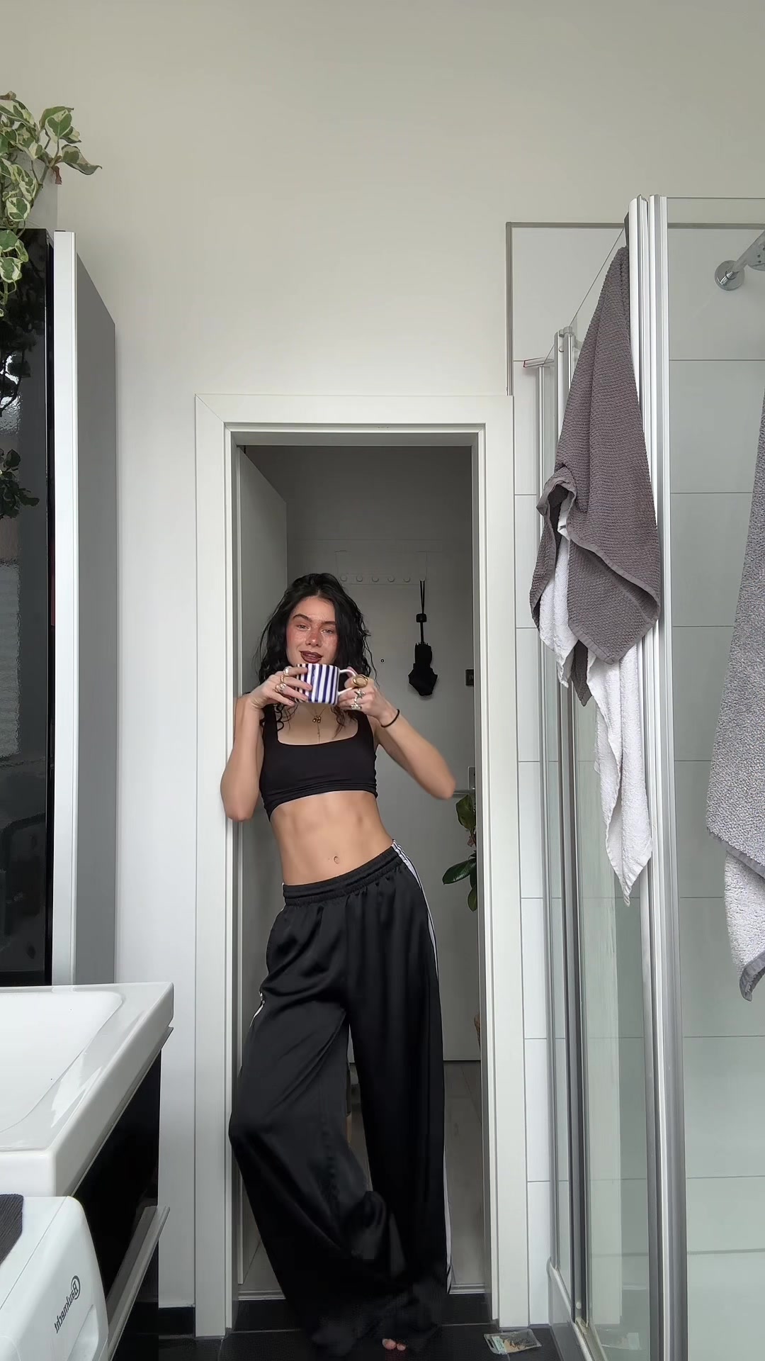 @Mia