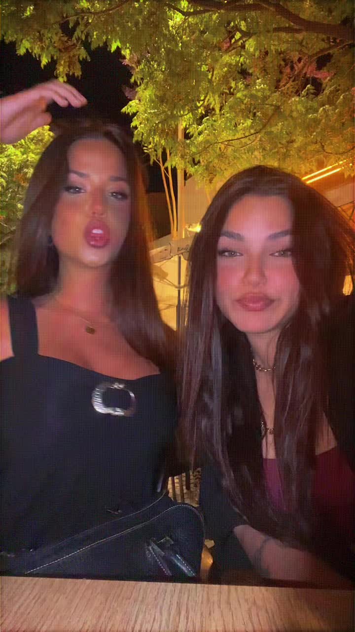 @Lucia Dumont